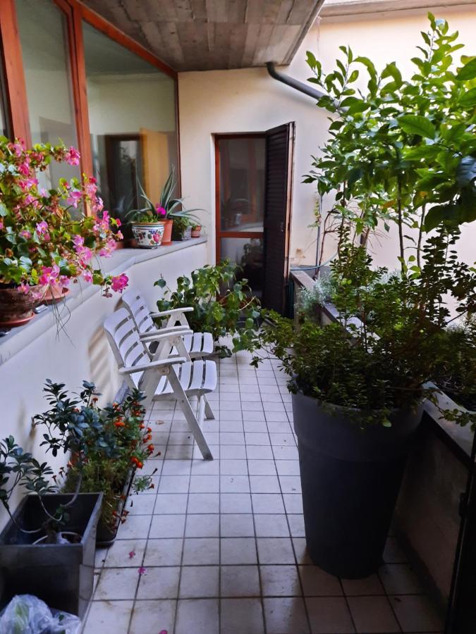 לינה וארוחת בוקר צ'זנה R&B Del Vicolo מראה חיצוני תמונה